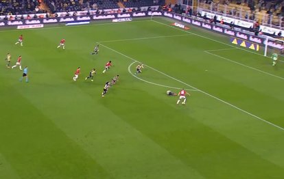 "Futbolun Kalbi Kadıköy’de Attı: Oğulcan Ülgün Fair-Play'iyle Sahneyi Salladı!"