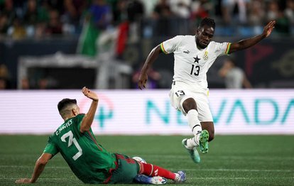 "Trabzonspor Transfer Saatleri: Paintsil İçin Son Adım, Yönetim Harekete Geçiyor!"