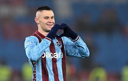 "Trabzonspor Yıldızı Zubkov'un Sakatlık Durumu Resmi Açıklamayla Gündemde!"